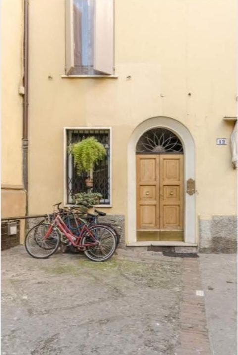 Apartamento Residenza Zamboni Bolonia Exterior foto