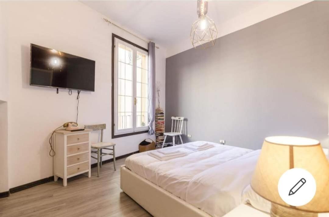 Apartamento Residenza Zamboni Bolonia Exterior foto